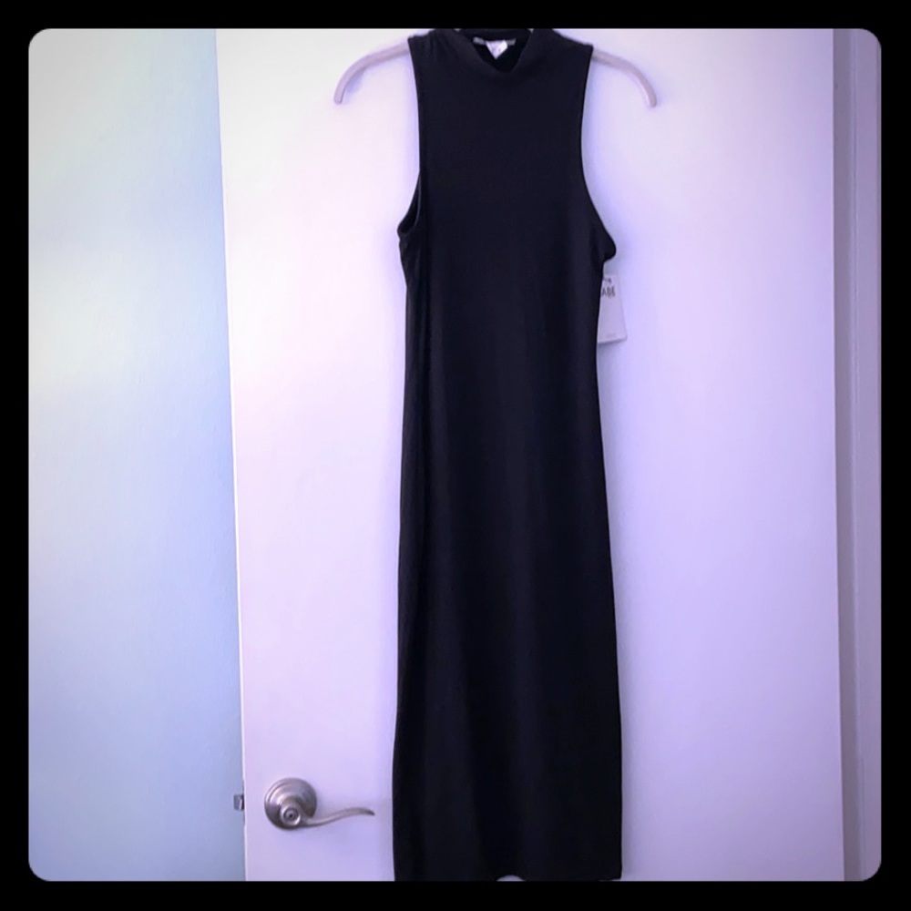 Black Jersey  Sleeveless Bodycon Dress. NWT